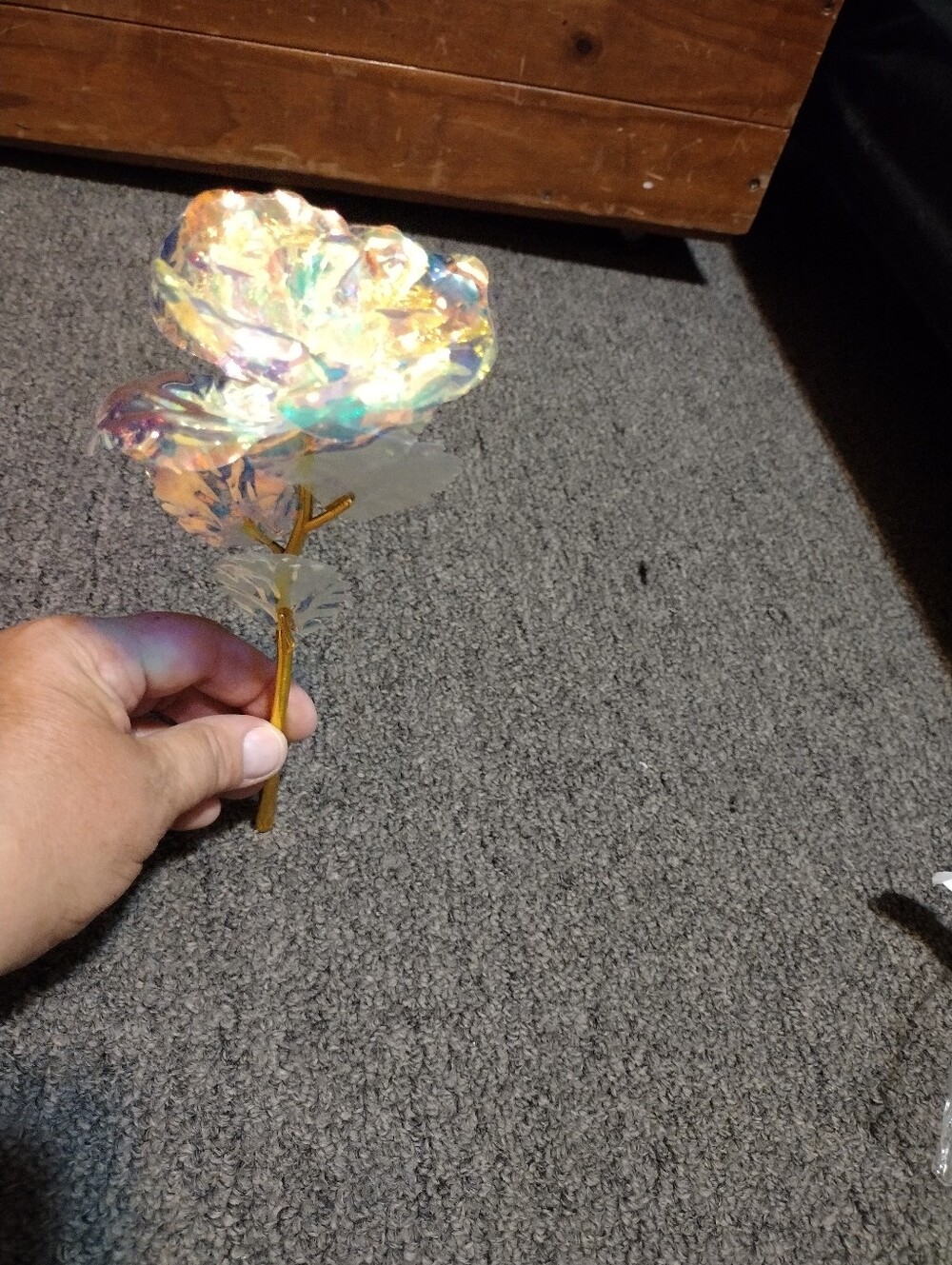 Light-Up Iridescent Decorative Rose with Gold Stem